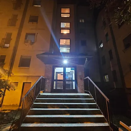 Aleksandra U Strogom Centru Grada Appartement *