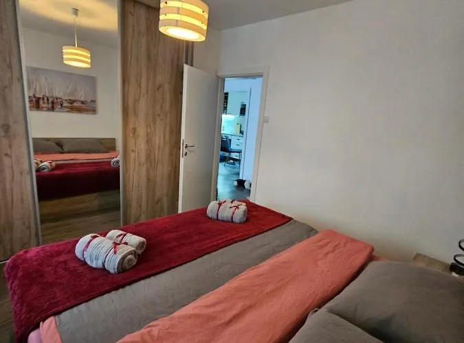 Apartamento Aleksandra U Strogom Centru Grada
