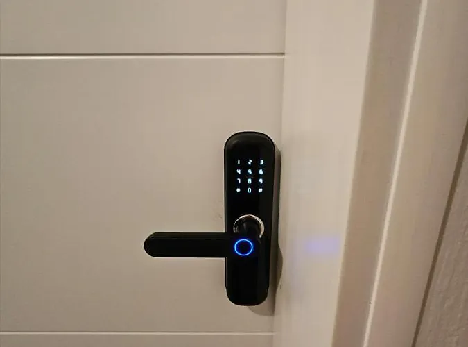 Aleksandra U Strogom Centru Grada